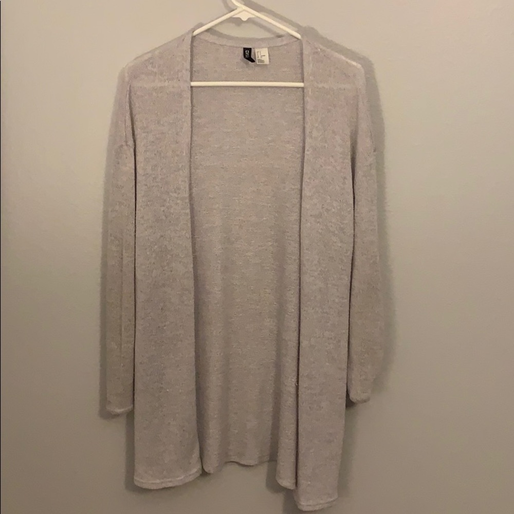 H&M • Small Lightweight Cardigan